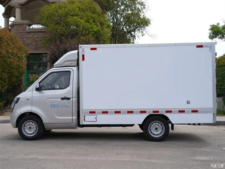 Guoji G40 Electric Row Van With Fence Or Box Cargo