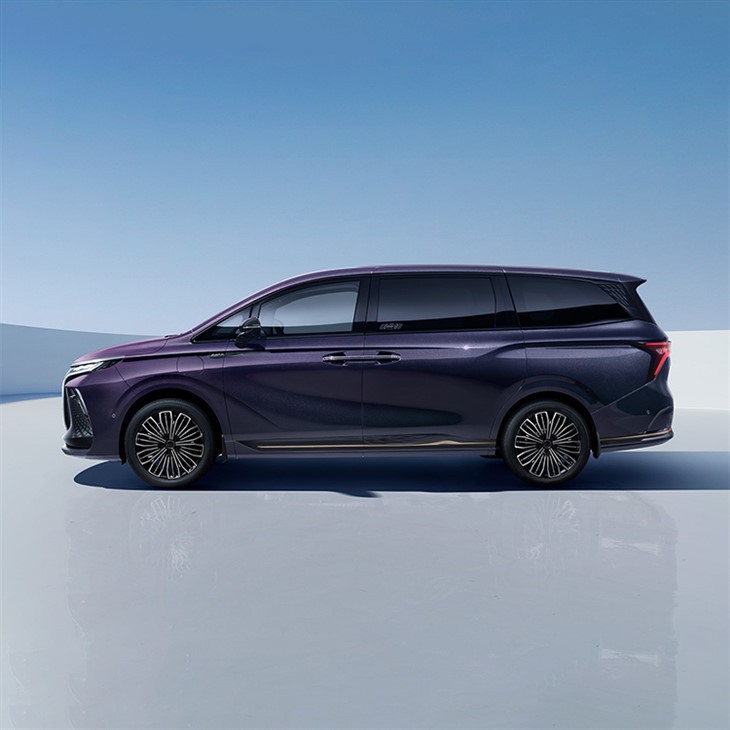 Dongfeng Forthing U-Tour V9 Mpv 200km