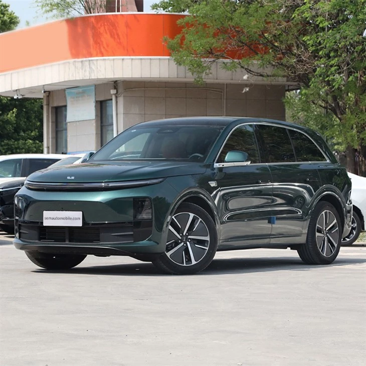 L6 Extended-range 5 Seat Suv