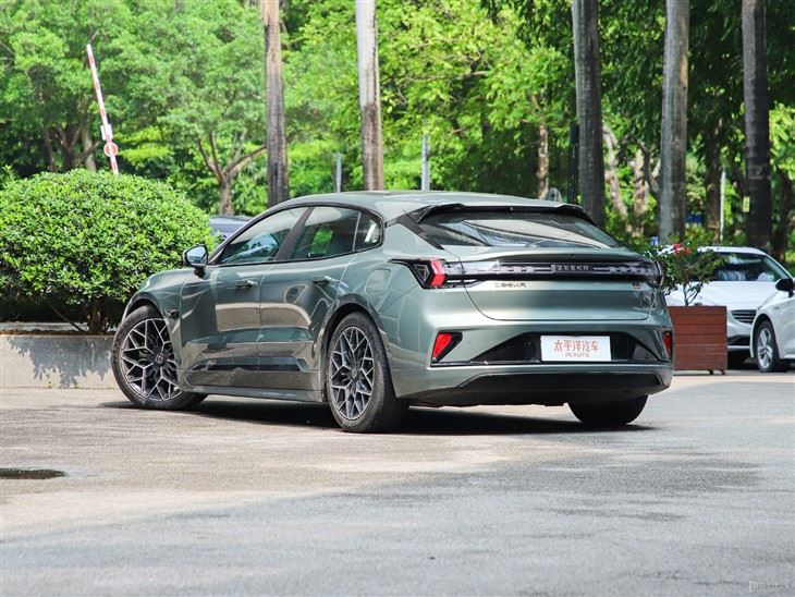 ZEEKR 001 High Performance  All Electric Sedan