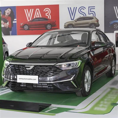 Среднеразмерный седан Jetta VA7 2025 года-