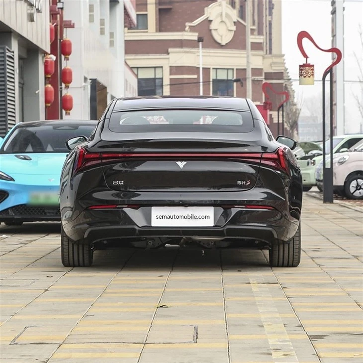Neta S Extended Range Electric Sedan