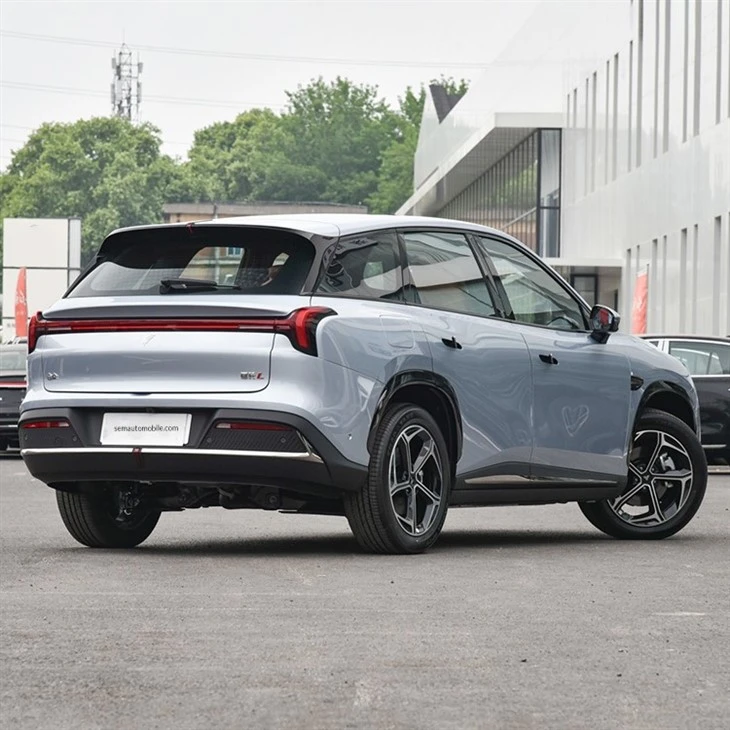 Neta L MID Size SUV